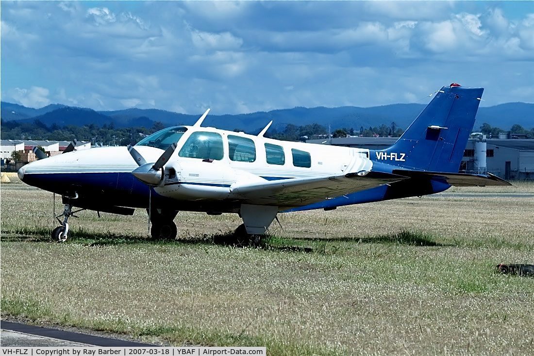 VH-FLZ, 1973 Beech 58 Baron C/N TH-274, Beech 58 Baron [TH-274] Brisbane-Archerfield~VH 18/03/2007