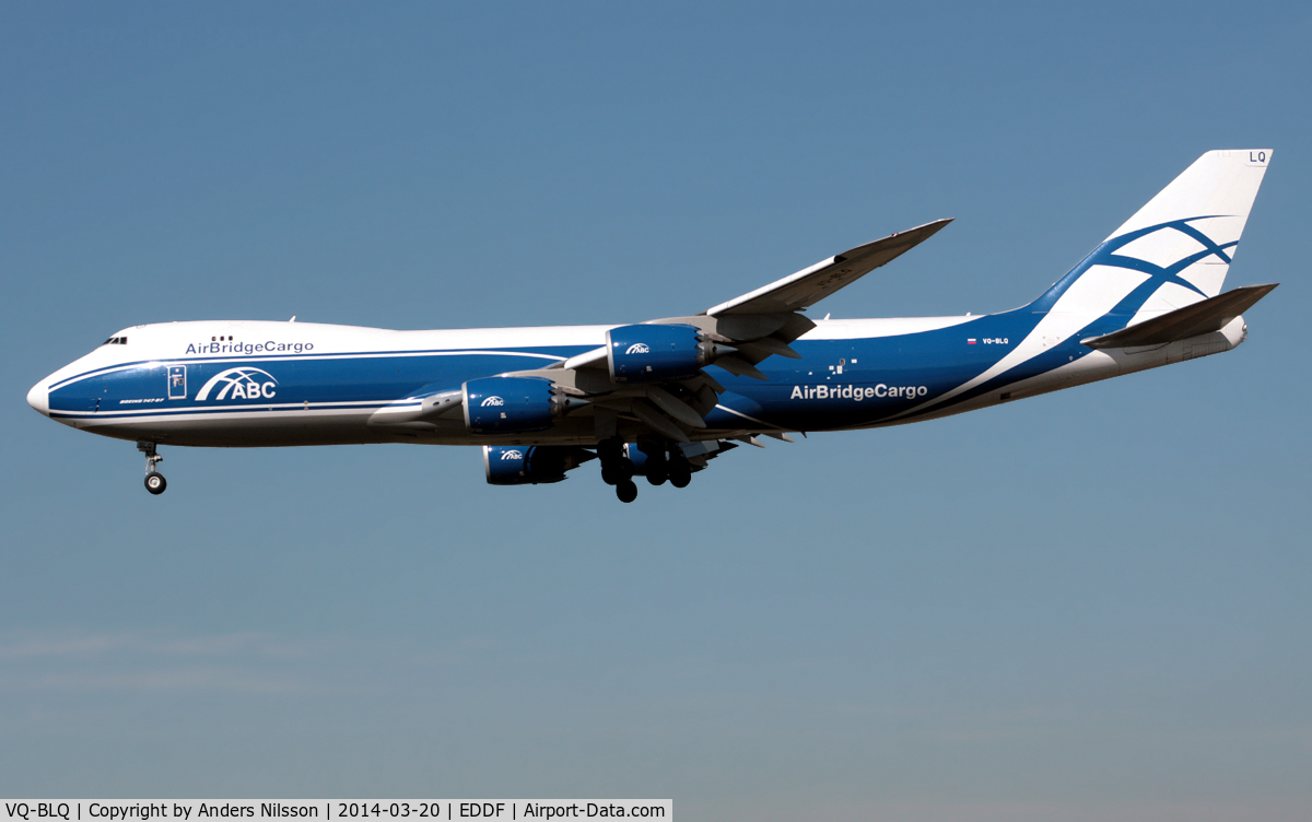 VQ-BLQ, 2011 Boeing 747-8HVF/SCD C/N 37581, On final for 25L.