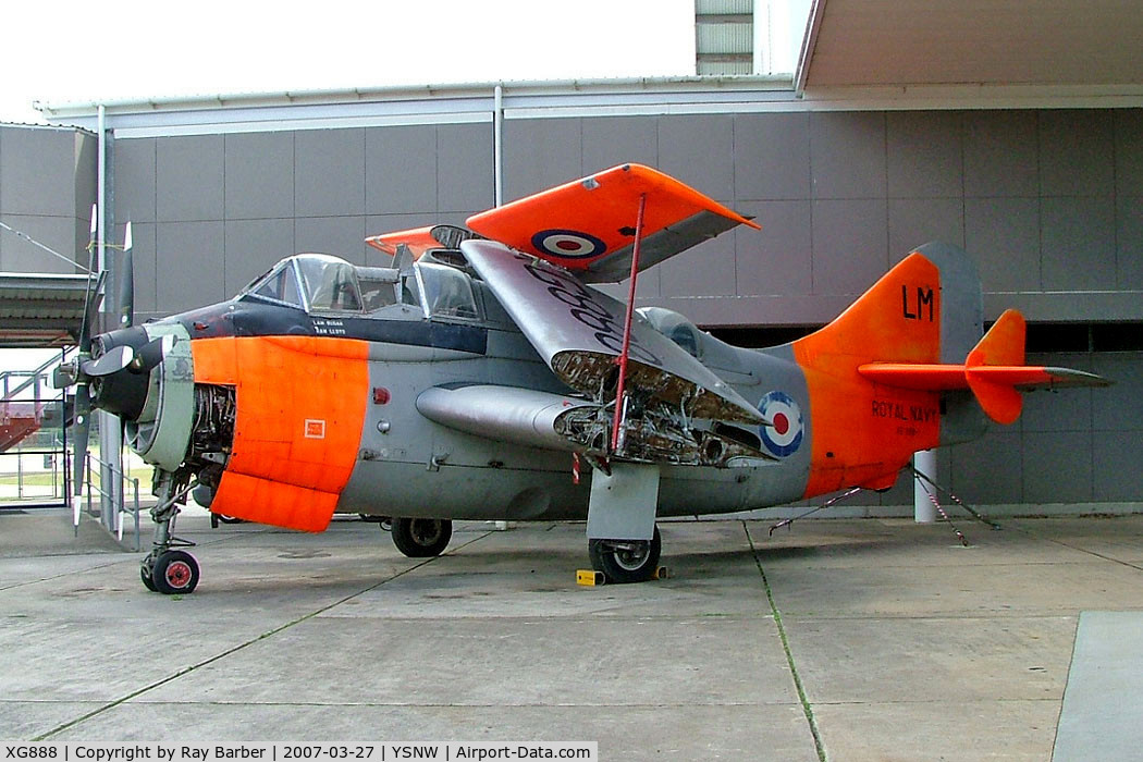 XG888, 1957 Fairey Gannet T.5 C/N F9417, Fairey Gannet T.5 [F.9417] (Royal Navy) Nowra~VH 27/03/2007
