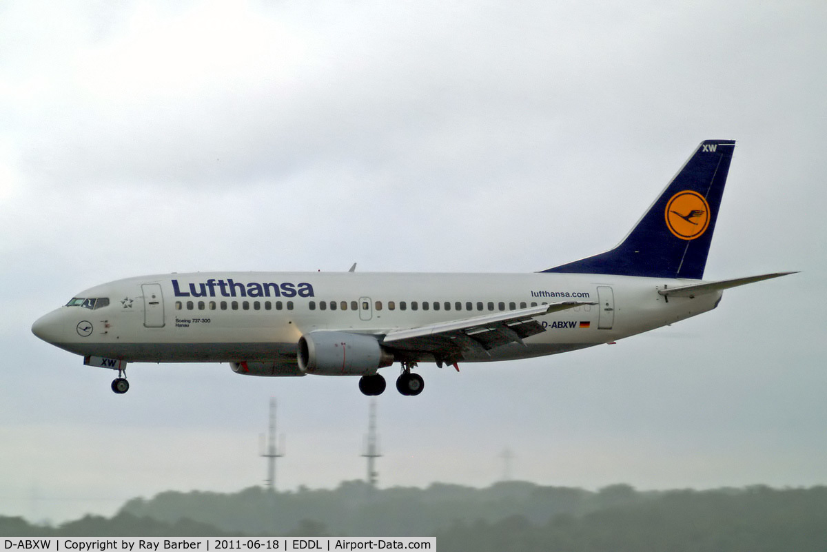 D-ABXW, 1989 Boeing 737-330 C/N 24561, Boeing 737-330 [24561] (Lufthansa) Dusseldorf~D 18/06/2011