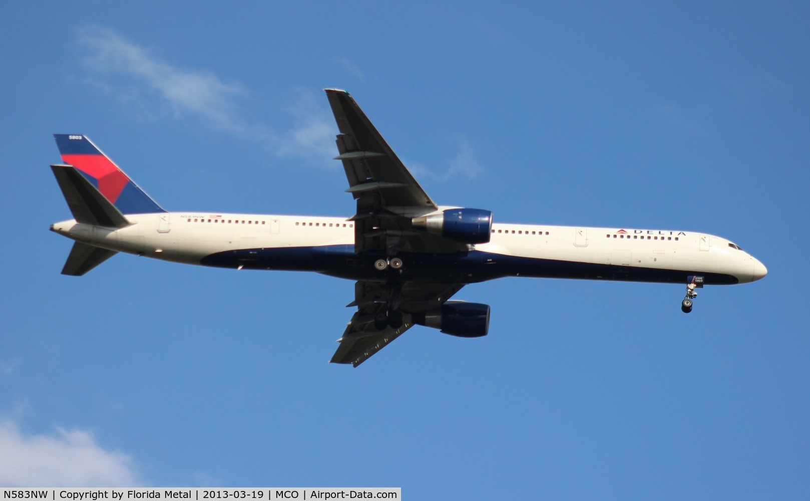 N583NW, 2002 Boeing 757-351 C/N 32983, Delta 757-300