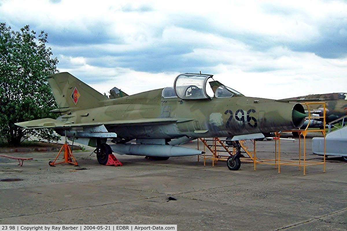 23 98, 1967 Mikoyan-Gurevich MiG-21U-600 C/N 664818, Mikoyan-Gurevich MiG-21U-600 Fishbed [664818] (German Air Force) Rothenburg-Gorlitz~D 21/05/2004