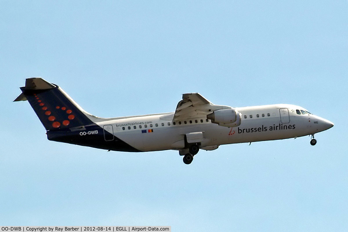 OO-DWB, 1997 British Aerospace Avro 146-RJ100 C/N E3315, BAe 146-RJ100 [E3315] (Brussels Airlines) Home~G 14/08/2012. On approach 27L.