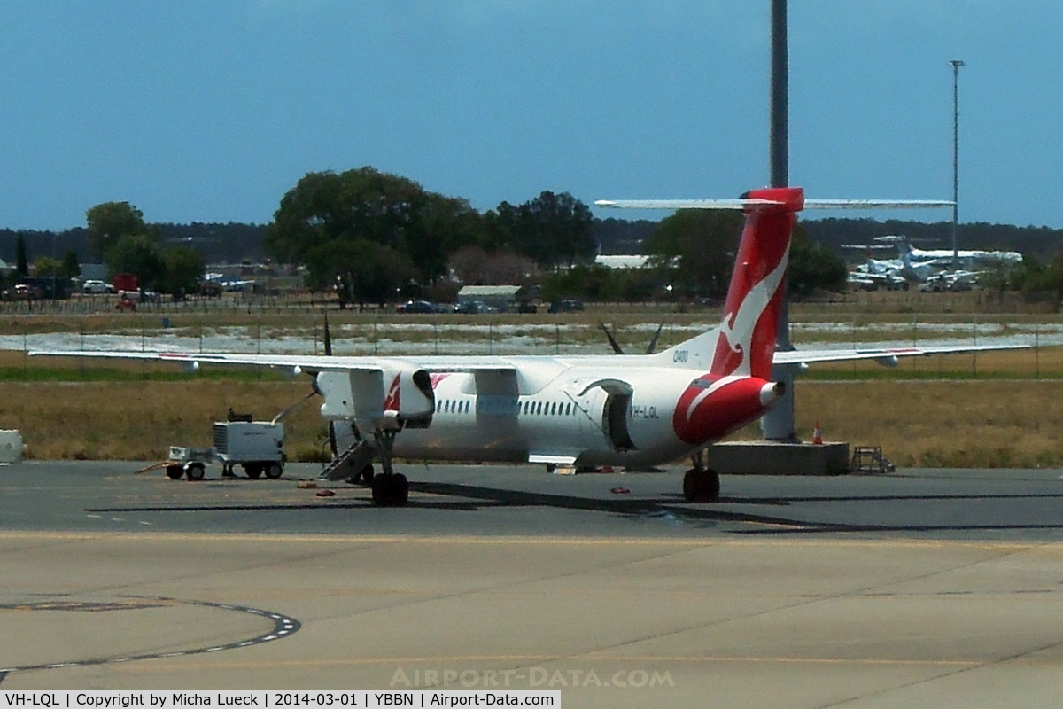 VH-LQL, 2013 Bombardier DHC-8-402 Dash 8 C/N 4449, At Brisbane