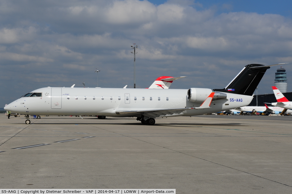 S5-AAG, 2000 Canadair CRJ-200LR (CL-600-2B19) C/N 7384, Adria Regionaljet