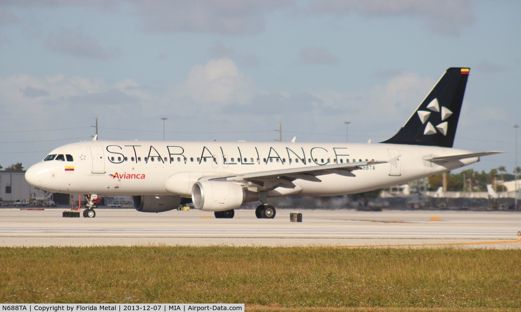 N688TA, 2012 Airbus A320-214 C/N 5243, Avianca Star Alliance A320