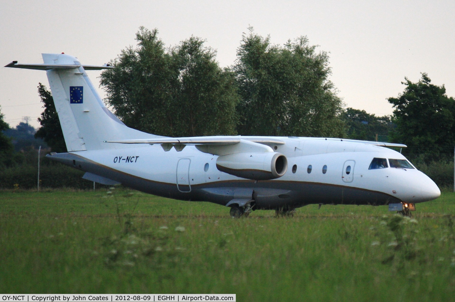 OY-NCT, 2001 Dornier 328-310 C/N 3213, Taxiing
