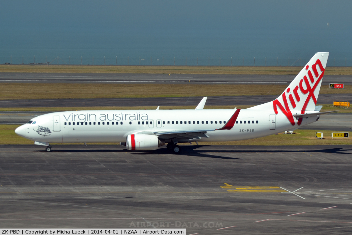 ZK-PBD, 2004 Boeing 737-8FE C/N 33996, At Auckland