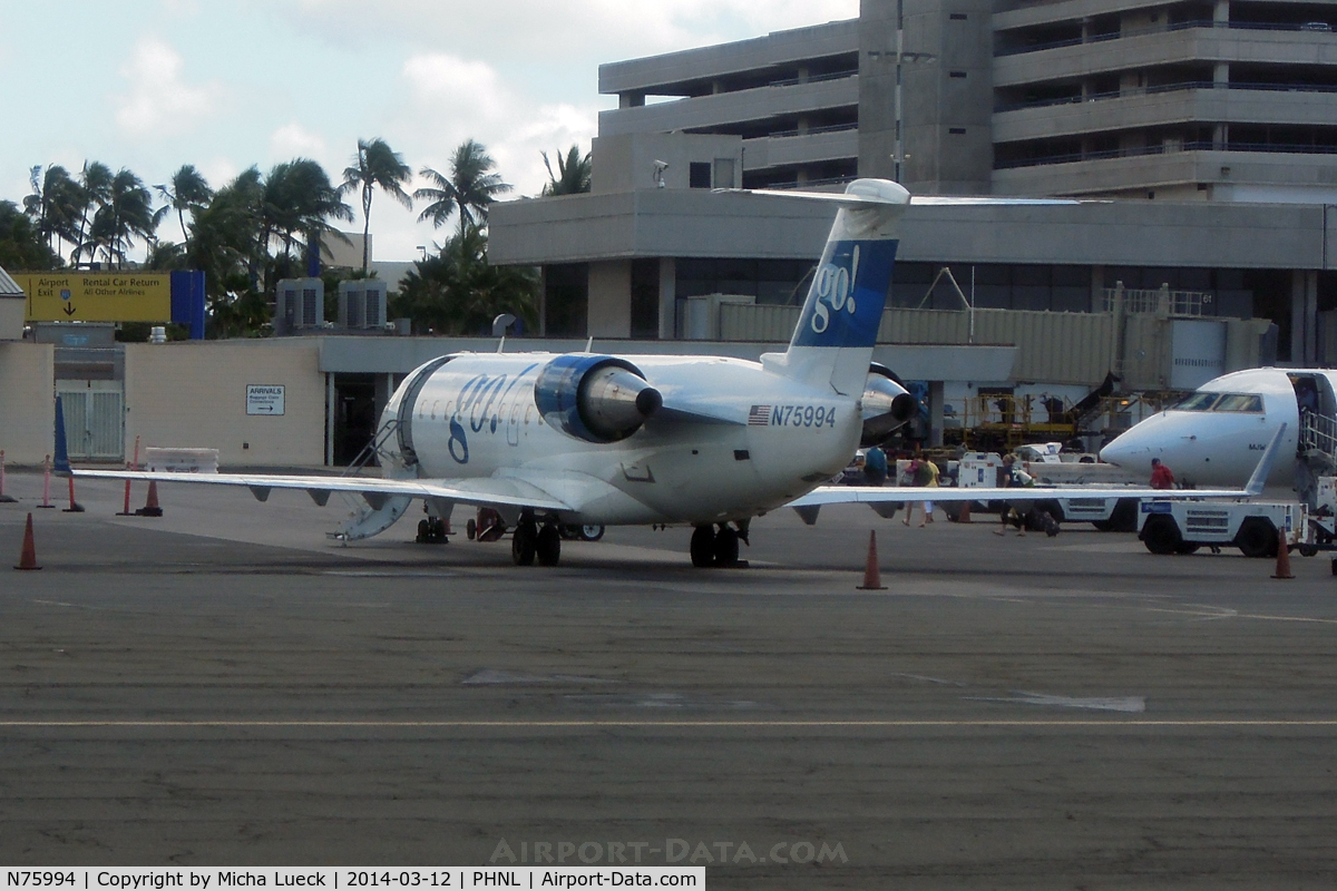 N75994, 2000 Bombardier CRJ-200ER (CL-600-2B19) C/N 7367, At Honolulu