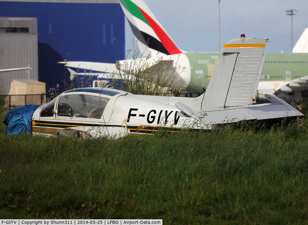 F-GIYV, Socata MS-894A Rallye Minerva C/N 11676, Fuselage stored inside Air Formation after his crash near Toulouse-Lasborde airfield in February 2004