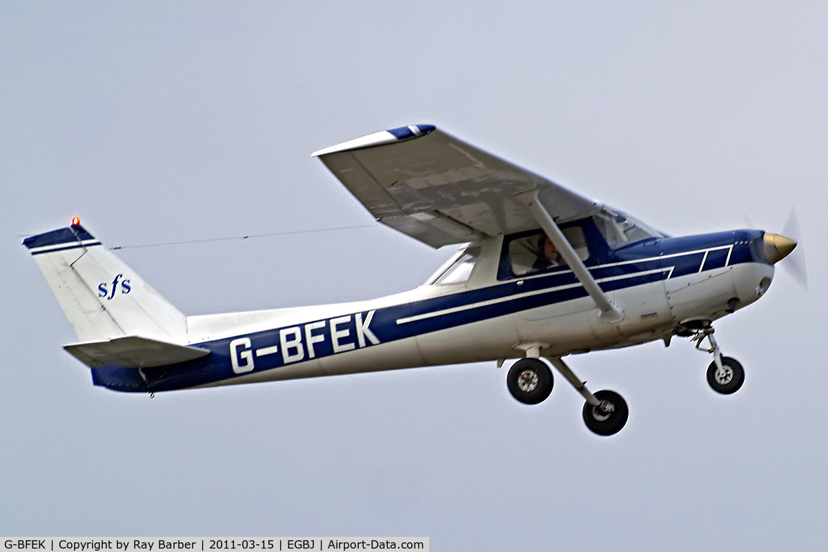 G-BFEK, 1977 Reims F152 C/N 1442, R/Cessna F.152 [1442] Staverton~G 15/03/2011