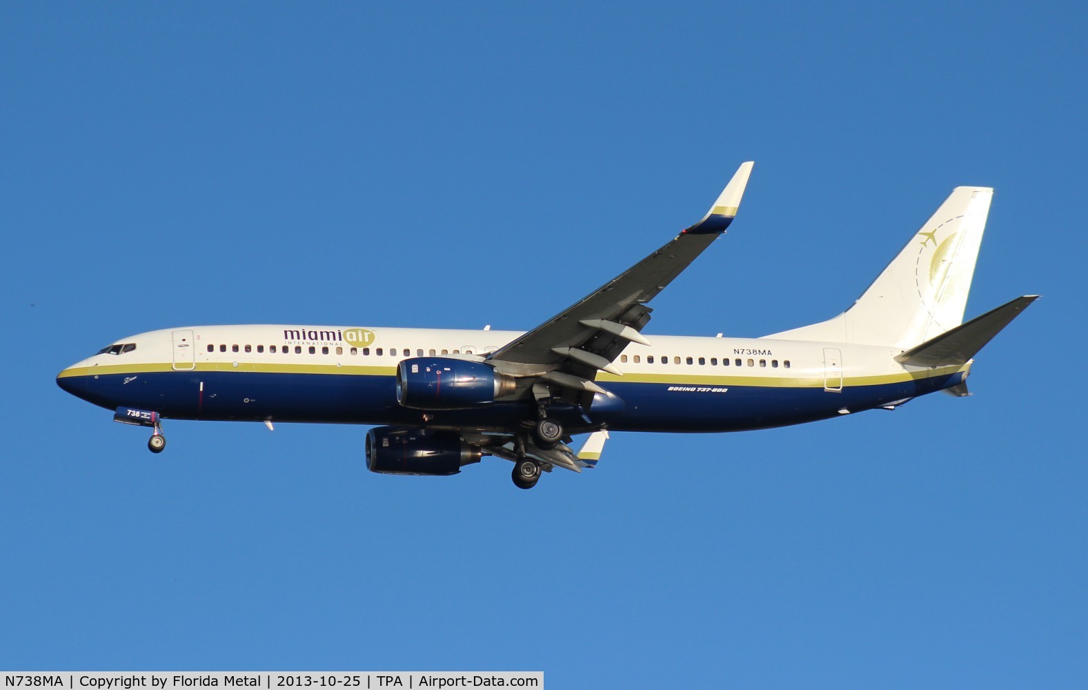 N738MA, 2004 Boeing 737-8Q8 C/N 32799, Miami Air 737-800