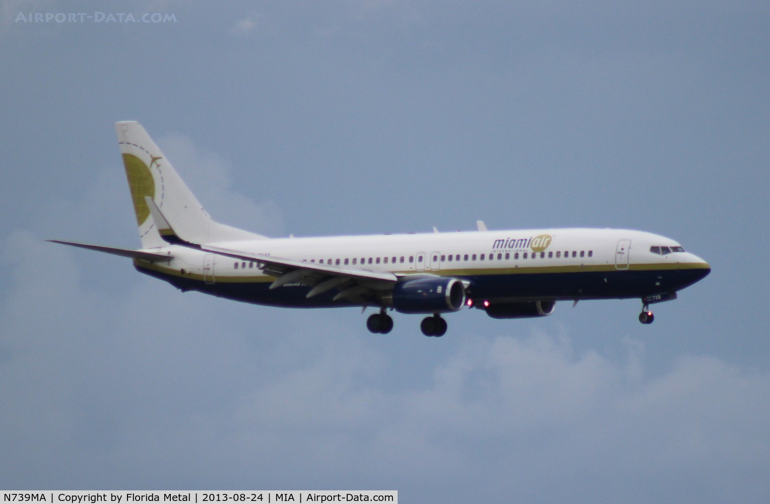N739MA, 2004 Boeing 737-8Q8 C/N 30670, Miami Air 737-800