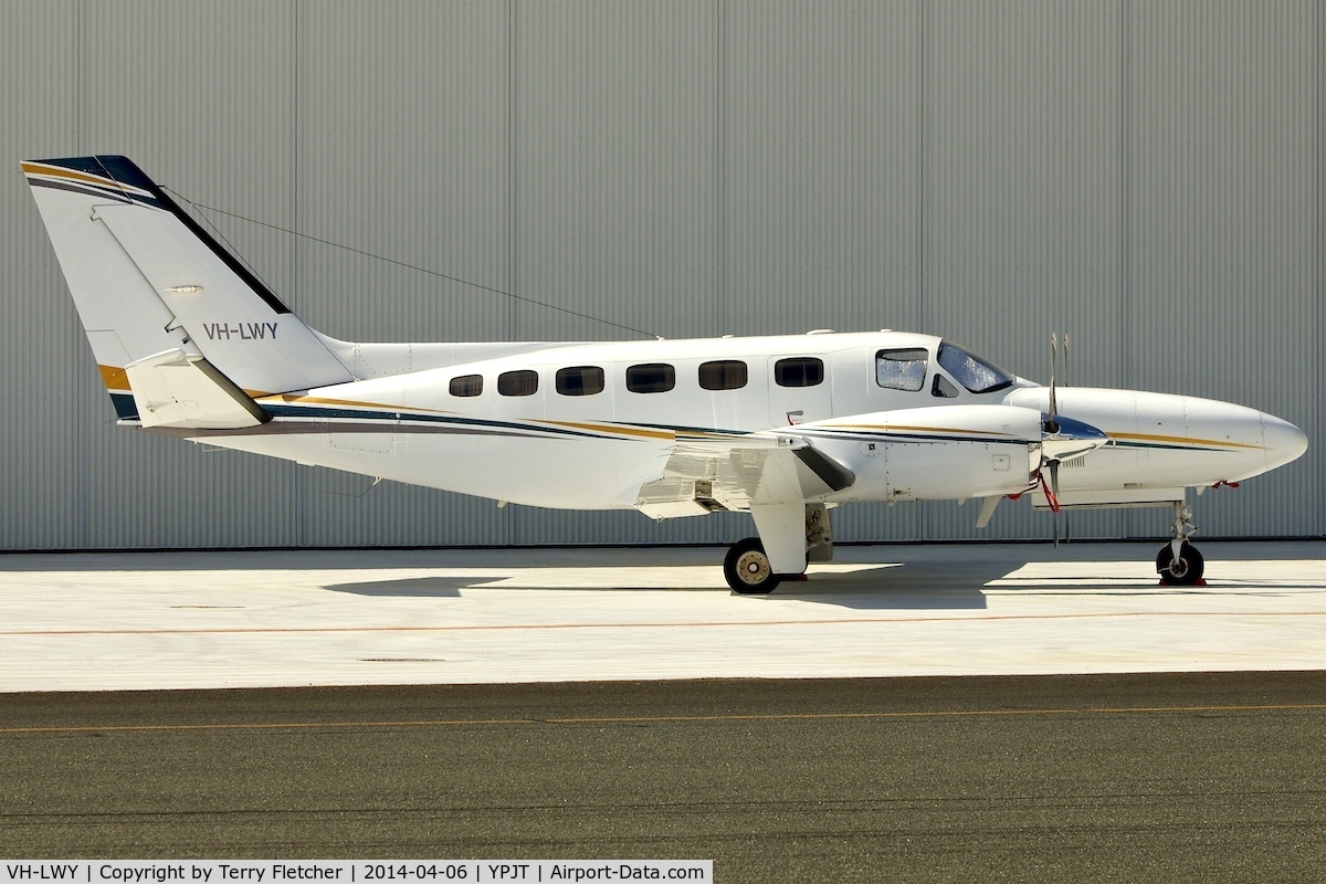 VH-LWY, 1981 Cessna 441 Conquest II C/N 441-0262, 1981 Cessna 441 Conquest II, c/n: 441-0262 at Jandakot