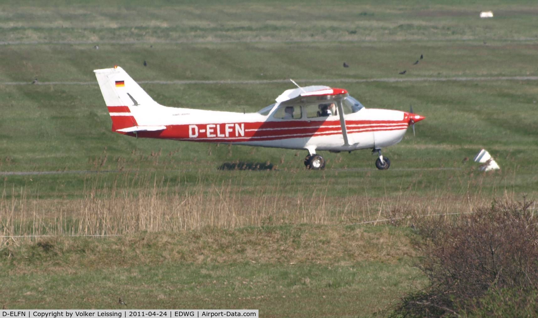 D-ELFN, 1987 Reims F172M Skyhawk C/N 1499, taxi to the rwy