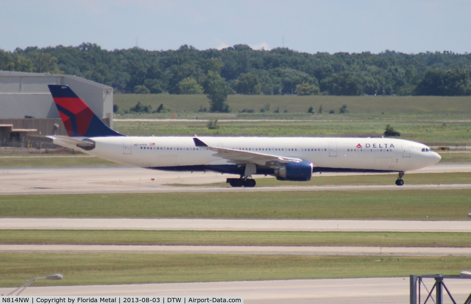 N814NW, 2006 Airbus A330-323 C/N 806, Delta A330-300