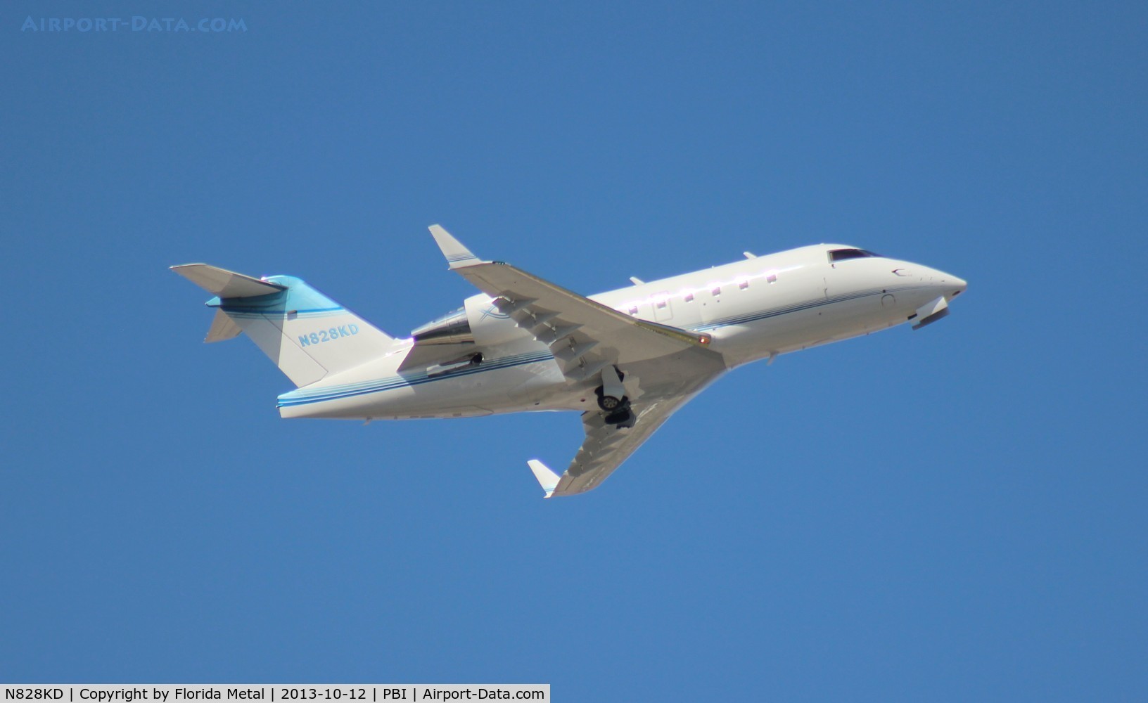 N828KD, 2004 Bombardier Challenger 604 (CL-600-2B16) C/N 5584, Challenger 604