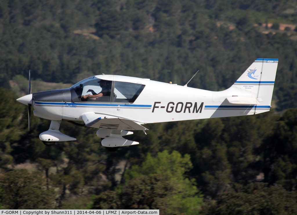 F-GORM, Robin DR-400-120 Dauphin 2+2 C/N 2289, On landing...