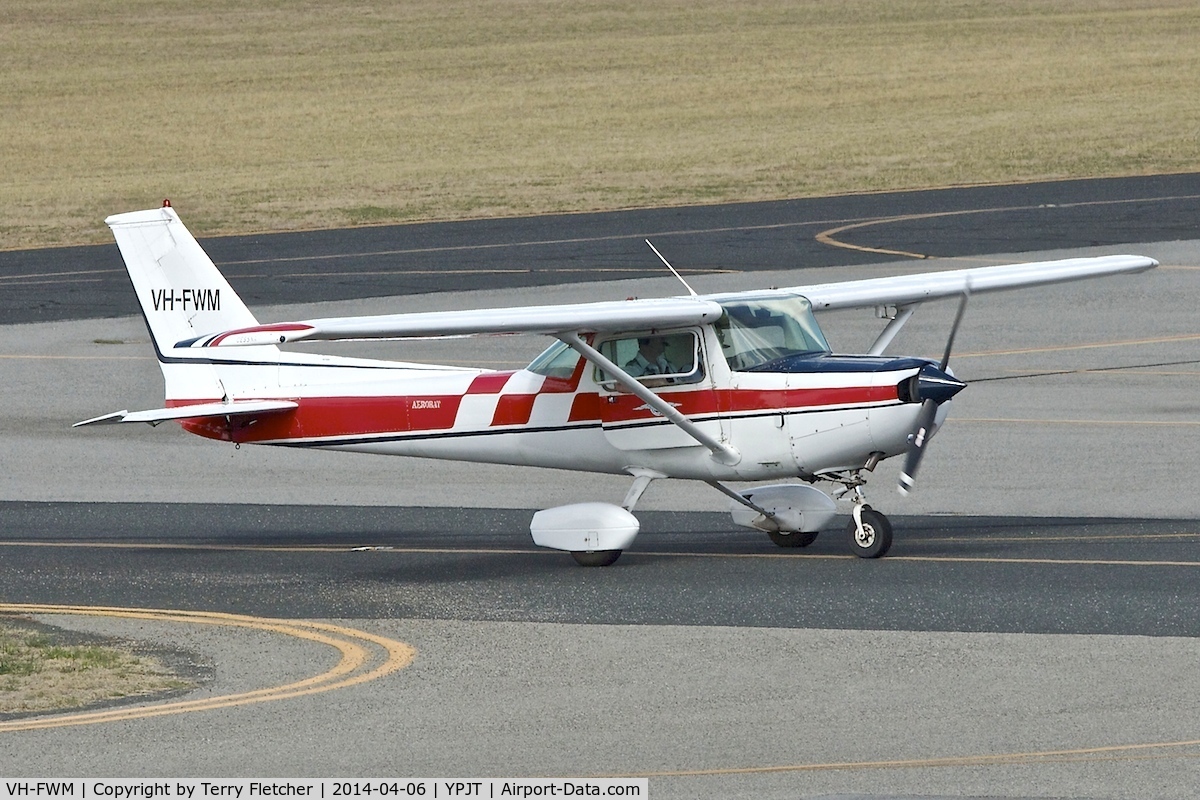 VH-FWM, 1977 Cessna A152 Aerobat C/N A1520772, 1977 Cessna A152, c/n: A1520772 at Jandakot