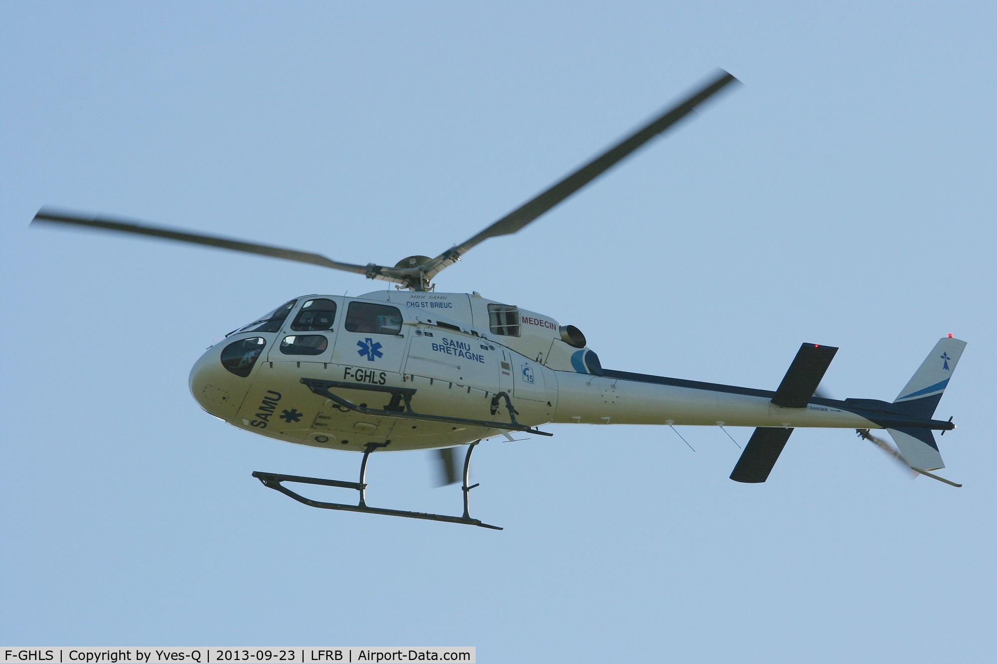 F-GHLS, Eurocopter AS-355N Ecureuil 2 C/N 5579, Eurocopter AS-355N, Flight above Brest-Guipavas Airport (LFRB-BES)