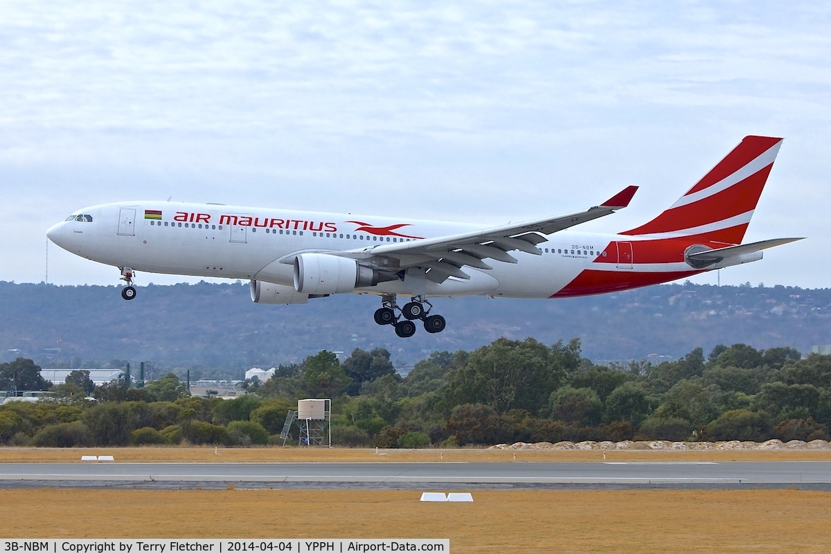 3B-NBM, 2007 Airbus A330-202 C/N 883, Air Mauritius - 2007 Airbus A330-202, c/n: 883 at Perth International