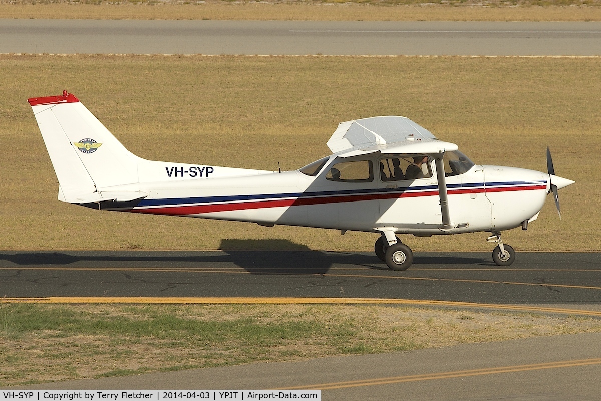 VH-SYP, Cessna 172R C/N 17280357, Cessna 172R, c/n: 17280357 at Jandakot