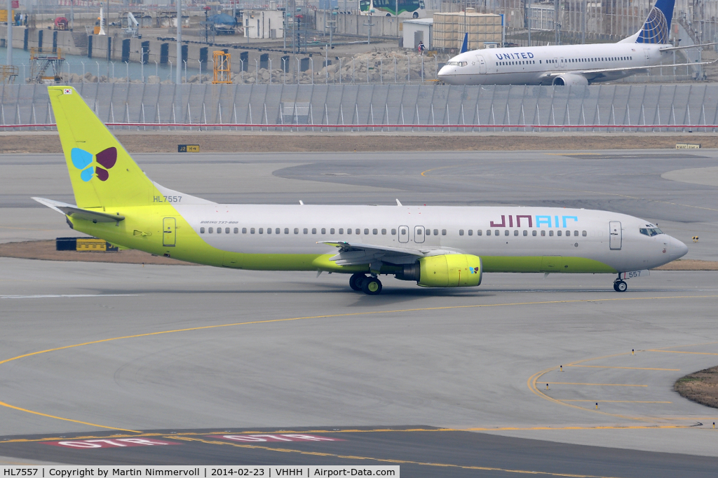 HL7557, 2000 Boeing 737-86N C/N 28622, Jin Air