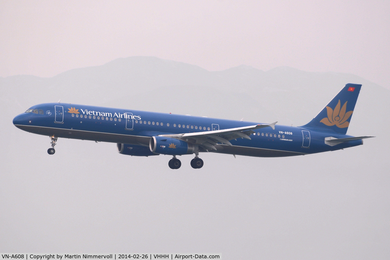VN-A608, 2013 Airbus A321-231 C/N 5916, Vietnam Airlines