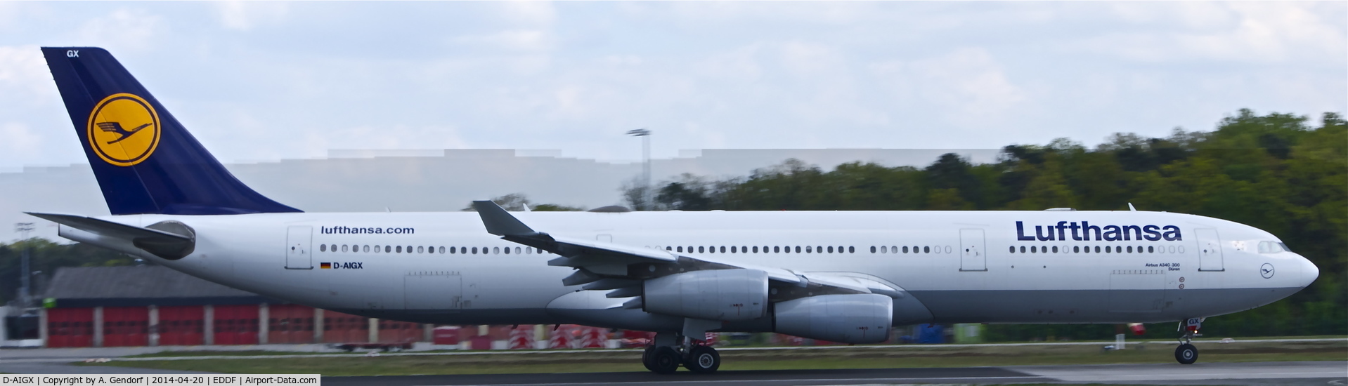 D-AIGX, 2000 Airbus A340-313X C/N 354, Lufthansa, is here speeding up on RWY18 at Frankfurt Rhein/Main Int'l(EDDF)