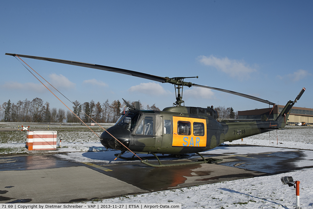 71 69, Bell (Dornier) UH-1D Iroquois (205) C/N 8229, Bell Uh1