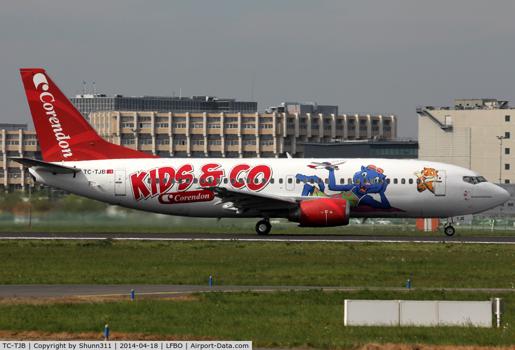 TC-TJB, 1997 Boeing 737-3Q8 C/N 27633/2878, Taxiing holding point rwy 32R for departure - Kids & Co c/s (right side)