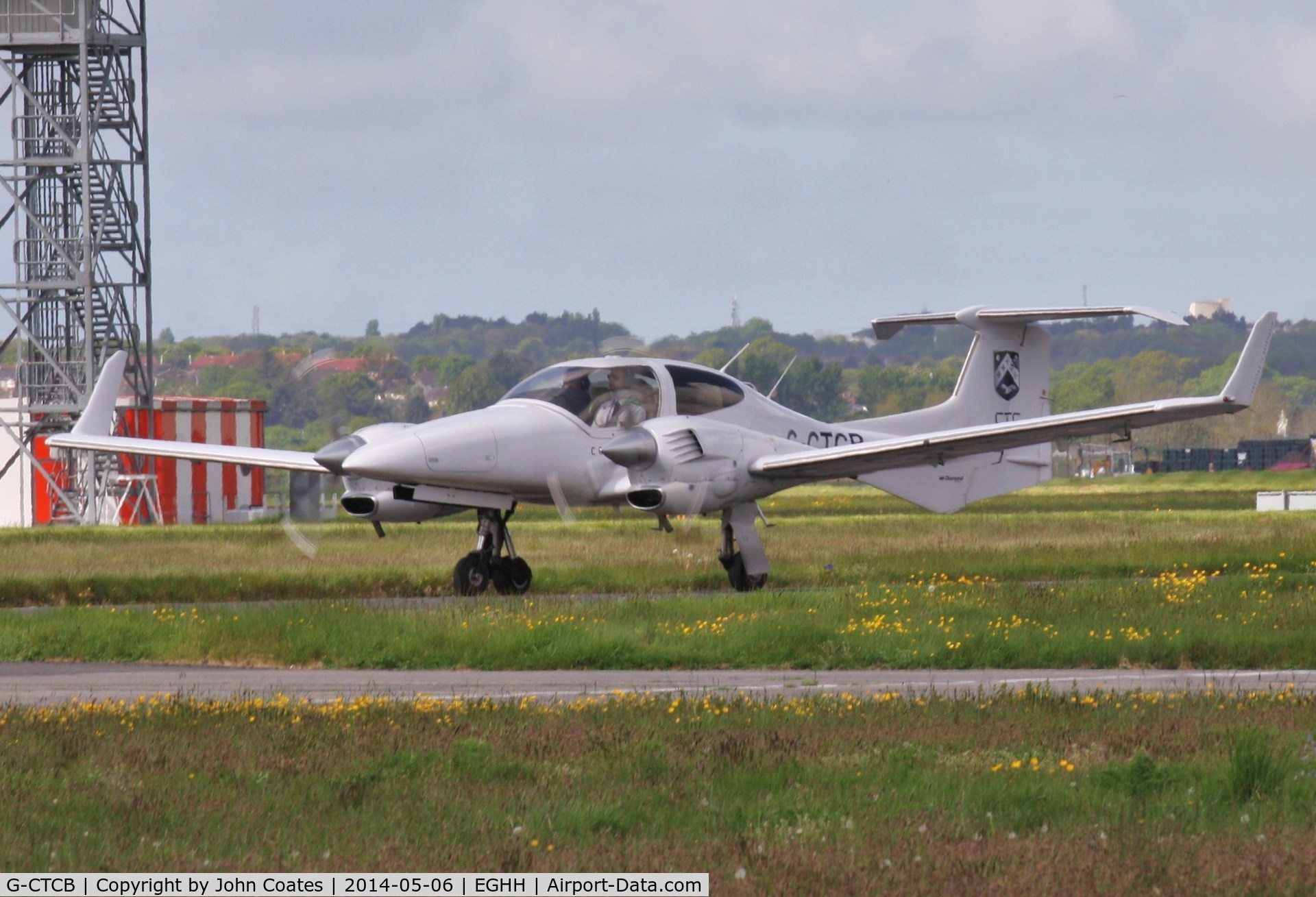 G-CTCB, 2005 Diamond DA-42 Twin Star C/N 42.083, Taxiing home