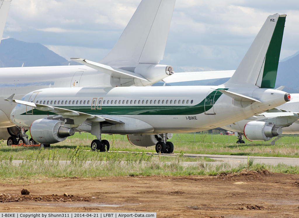 I-BIKE, 1999 Airbus A320-214 C/N 999, Stored in partial Alitalia c/s