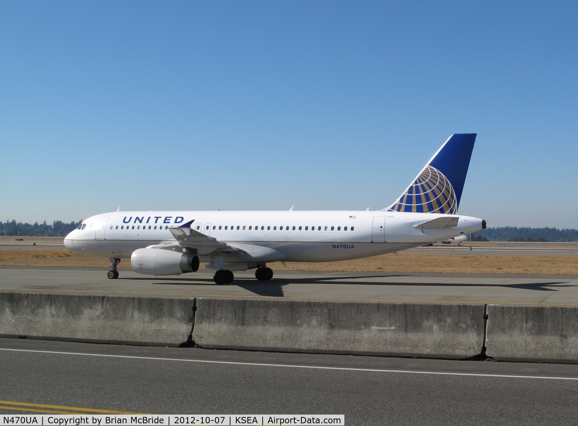 N470UA, 2001 Airbus A320-232 C/N 1427, United Airlines. A320-232. N470UA cn 1427. Seattle Tacoma - International (SEA KSEA). Image © Brian McBride. 07 October 2012