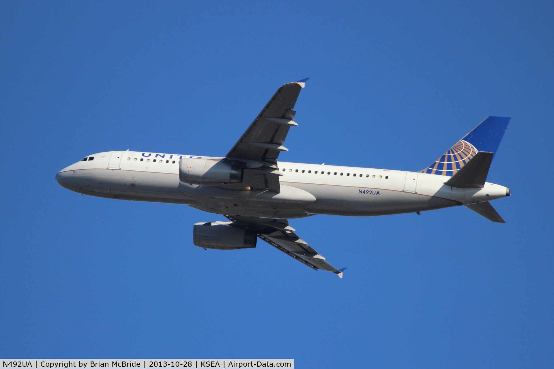 N492UA, 2002 Airbus A320-232 C/N 1755, United Airlines. A320-232. N492UA 4292 cn 1755. Seattle Tacoma - International (SEA KSEA). Image © Brian McBride. 28 October 2013