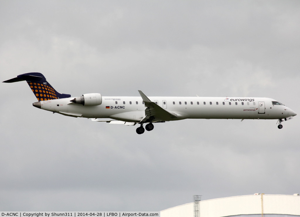 D-ACNC, 2009 Bombardier CRJ-900LR (CL-600-2D24) C/N 15236, Landing rwy 32L