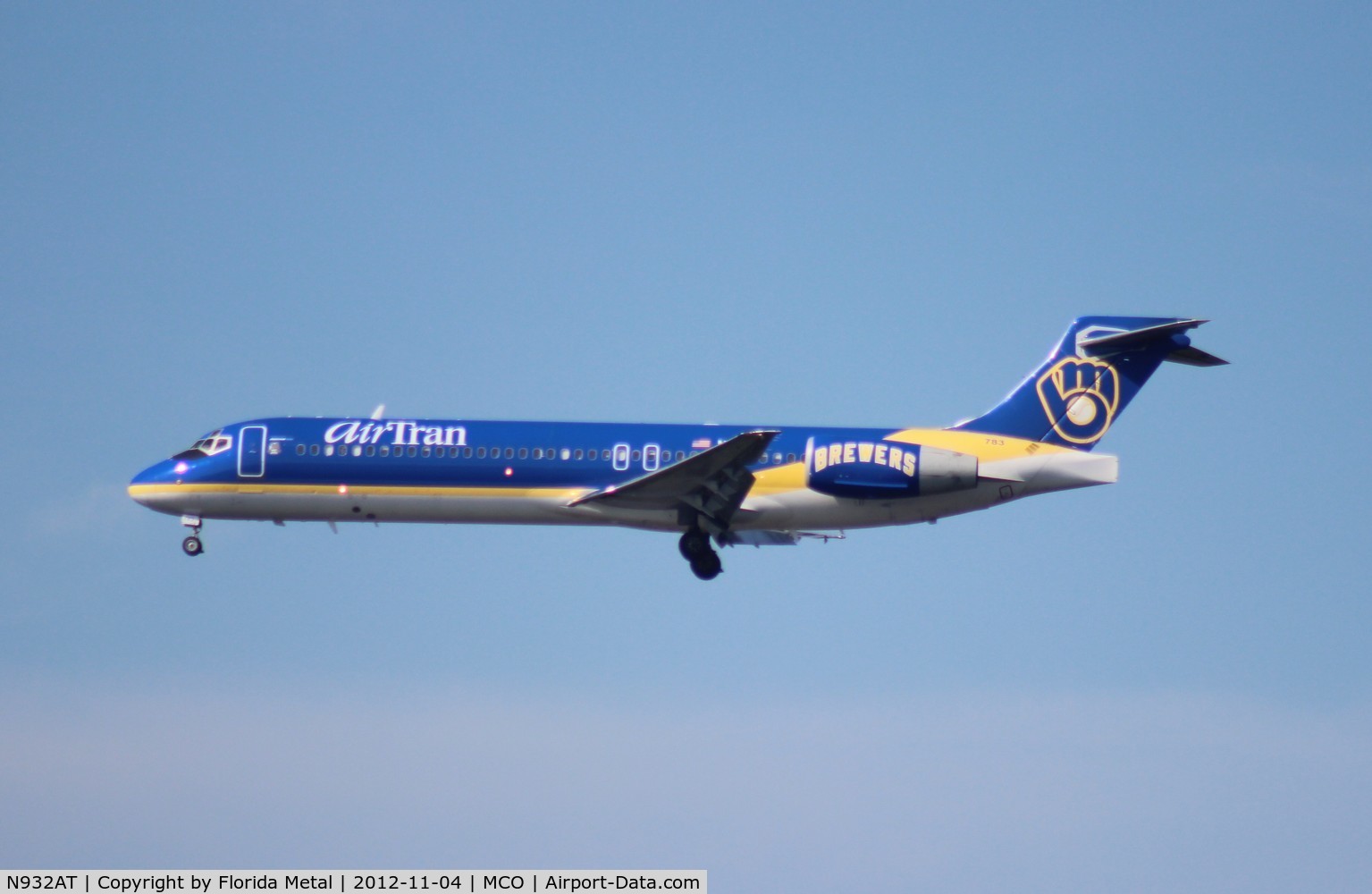 N932AT, 2000 Boeing 717-200 C/N 55073, Air Tran still in Milwaukee Brewers colors