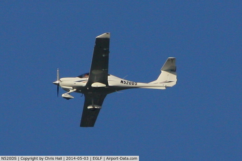 N520DS, 2006 Diamond DA-40 Diamond Star C/N 40.620, flying through the overhead at Farnbrough