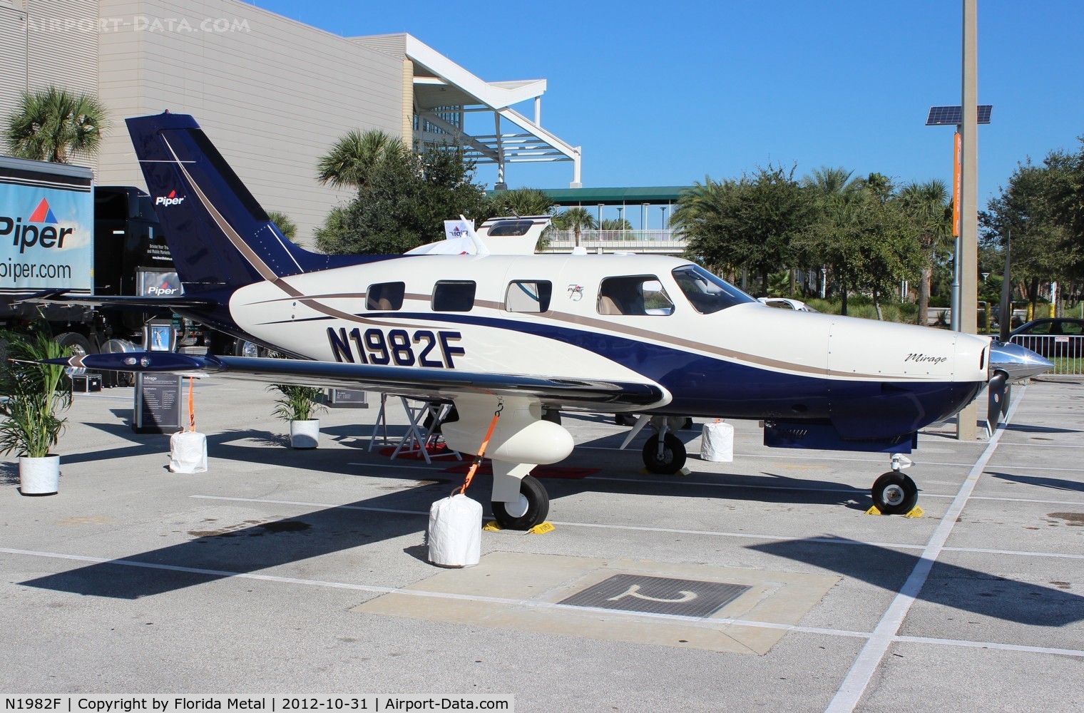 N1982F, 2012 Piper PA 46-350P Malibu Mirage C/N 4636556, PA 46-350P at NBAA Orange County Convention Center