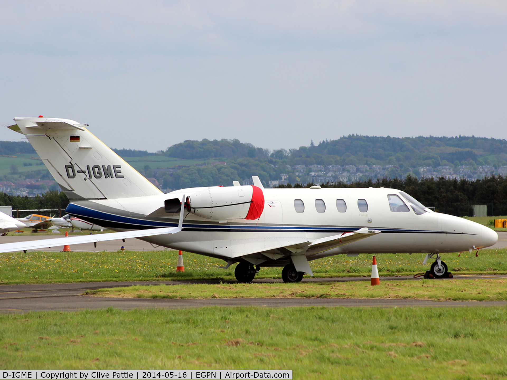D-IGME, 1998 Cessna 525 CitationJet C/N 525-0279, On the apron at Dundee Riverside EGPN
