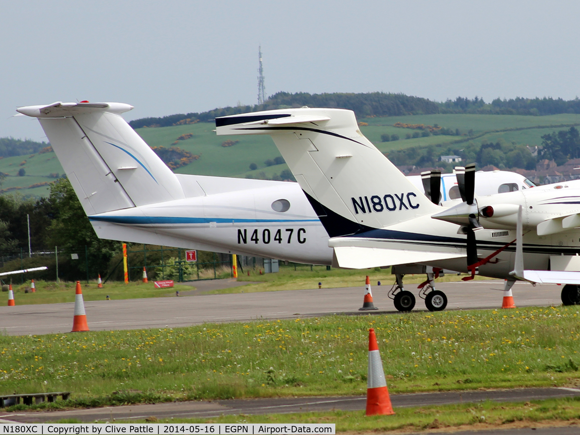 N180XC, 2001 Piaggio P-180 Avanti C/N 1051, The apron can get busy especially when there are Golf Tounaments on at the nearby St Andrews Golf Links