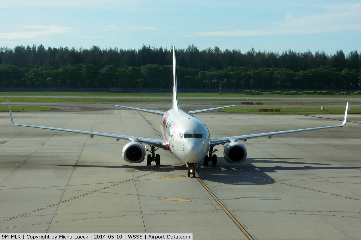 9M-MLK, 2011 Boeing 737-8FZ C/N 39321, At Changi