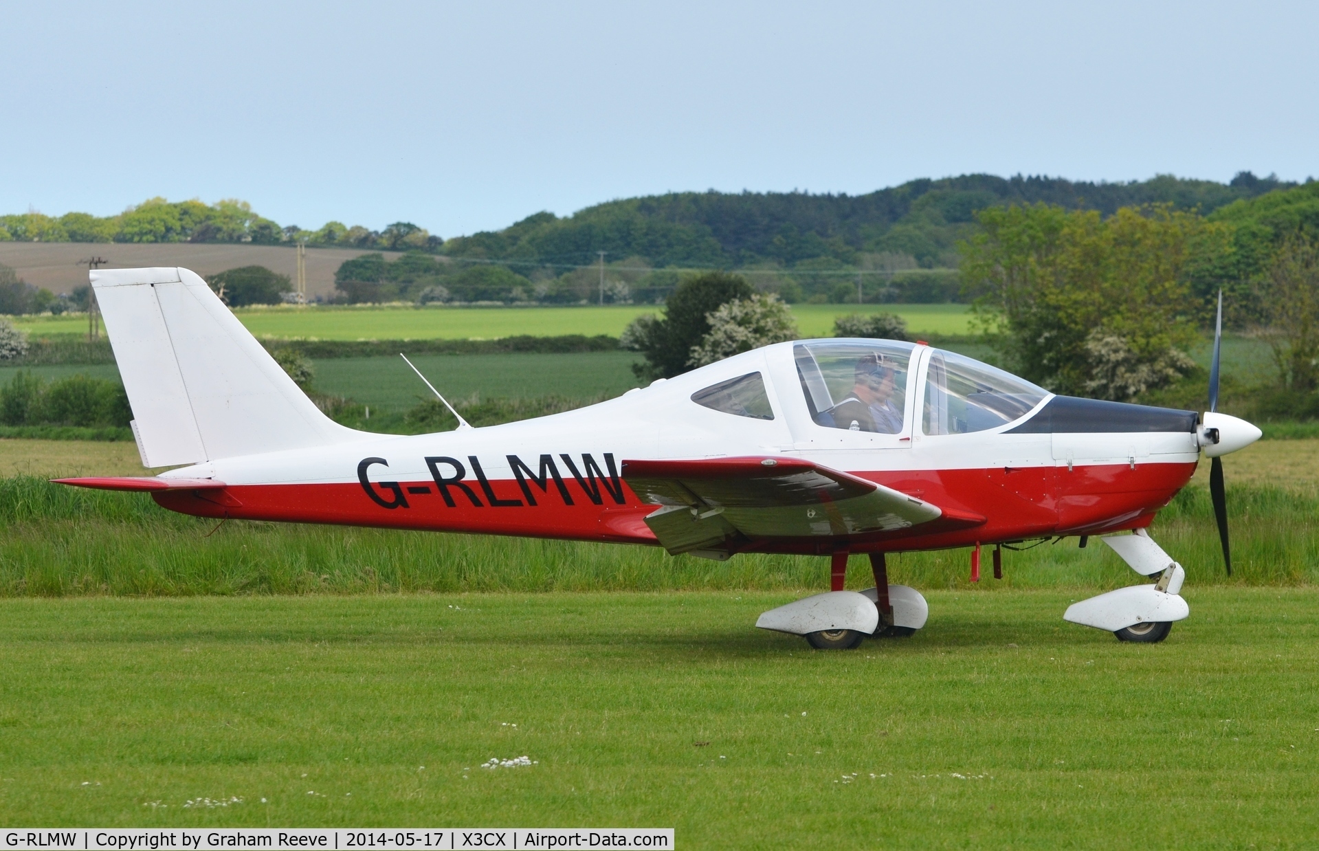 G-RLMW, 2006 Tecnam P-2002EA Sierra C/N PFA 333-14536, Just landed at Northrepps.