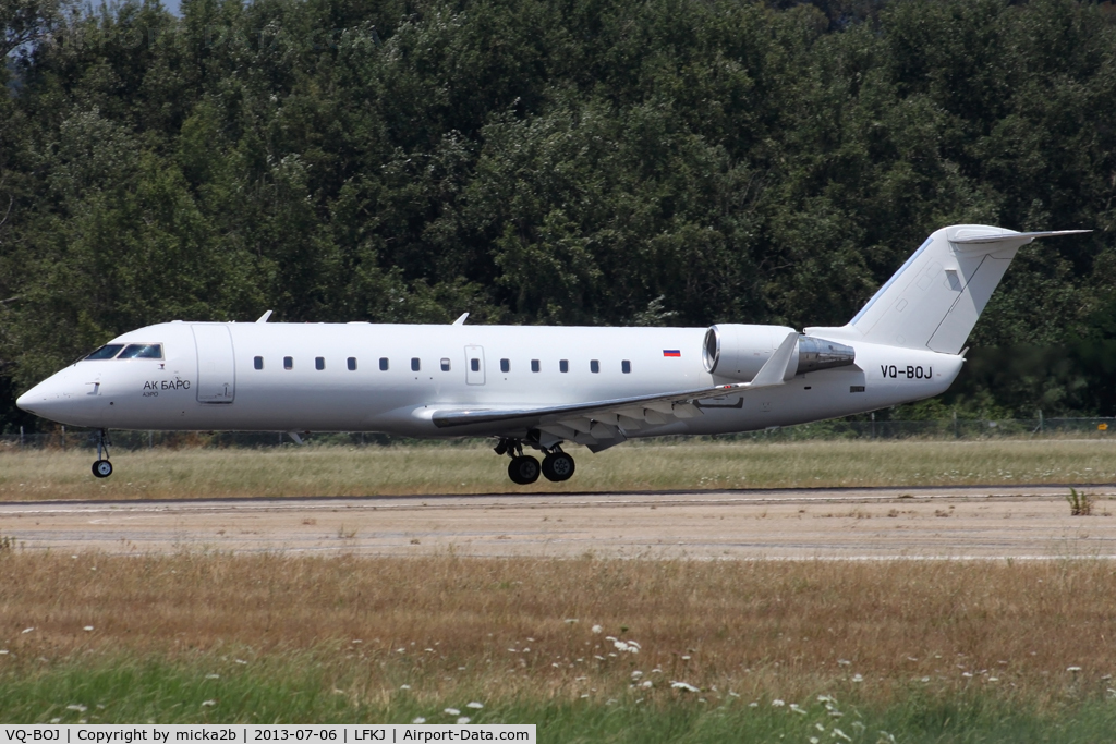 VQ-BOJ, 2003 Bombardier CRJ-200ER (CL-600-2B19) C/N 7740, Landing