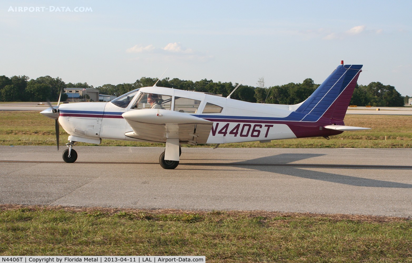 N4406T, 1972 Piper PA-28R-200 Cherokee Arrow C/N 28R-7235034, Piper PA-28$-200 at Sun N Fun