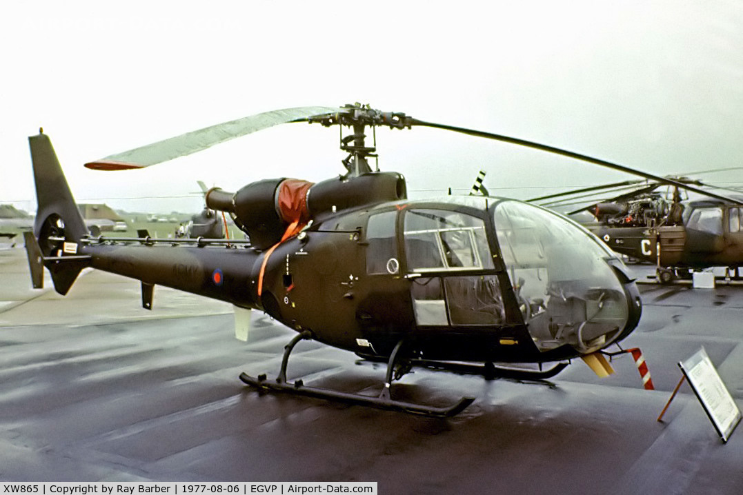 XW865, 1973 Westland SA-341B Gazelle AH1 C/N WA1119, XW865   SA.341B Gazelle AH.1 [1118] (Army Air Corp) AAC Middle Wallop~G 06/08/1977. From a slide.