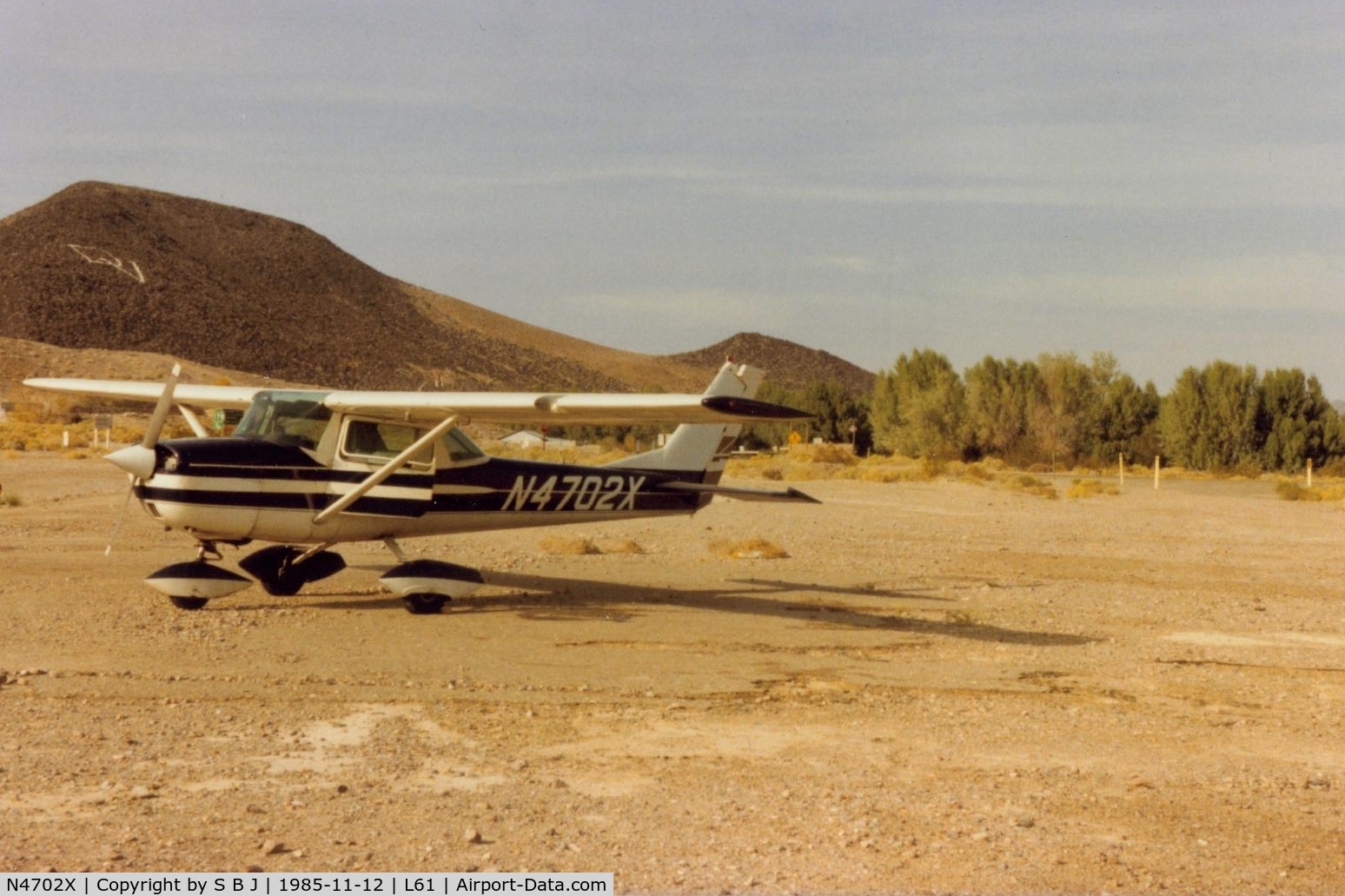 N4702X, 1966 Cessna 150G C/N 15064752, 02X at the Shoshone airport outside of Death Valley,Calif. 02X was a nice little airplane.This was in Nov. of 1985.