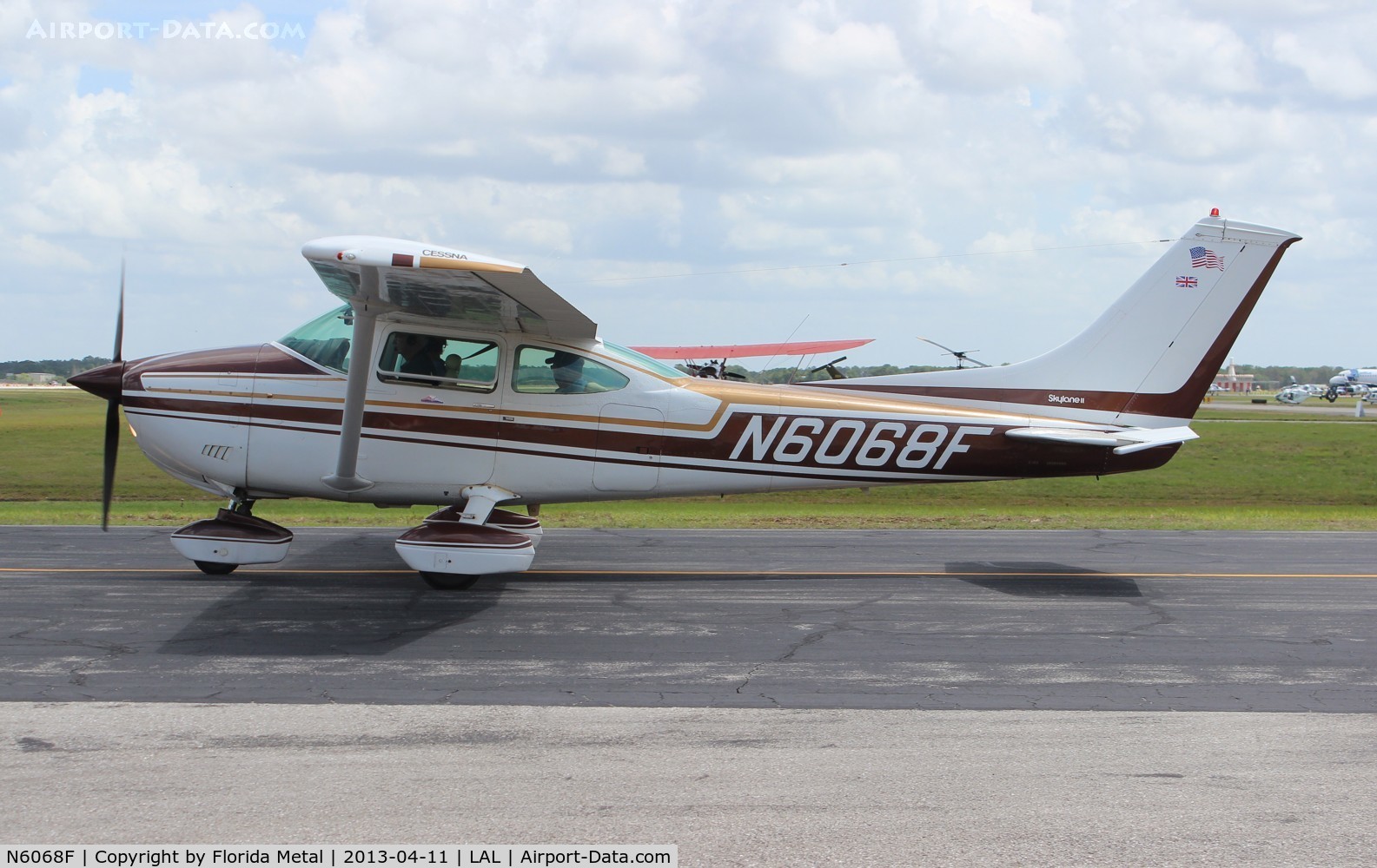 N6068F, 1975 Cessna 182P Skylane C/N 18264084, Cessna 182P