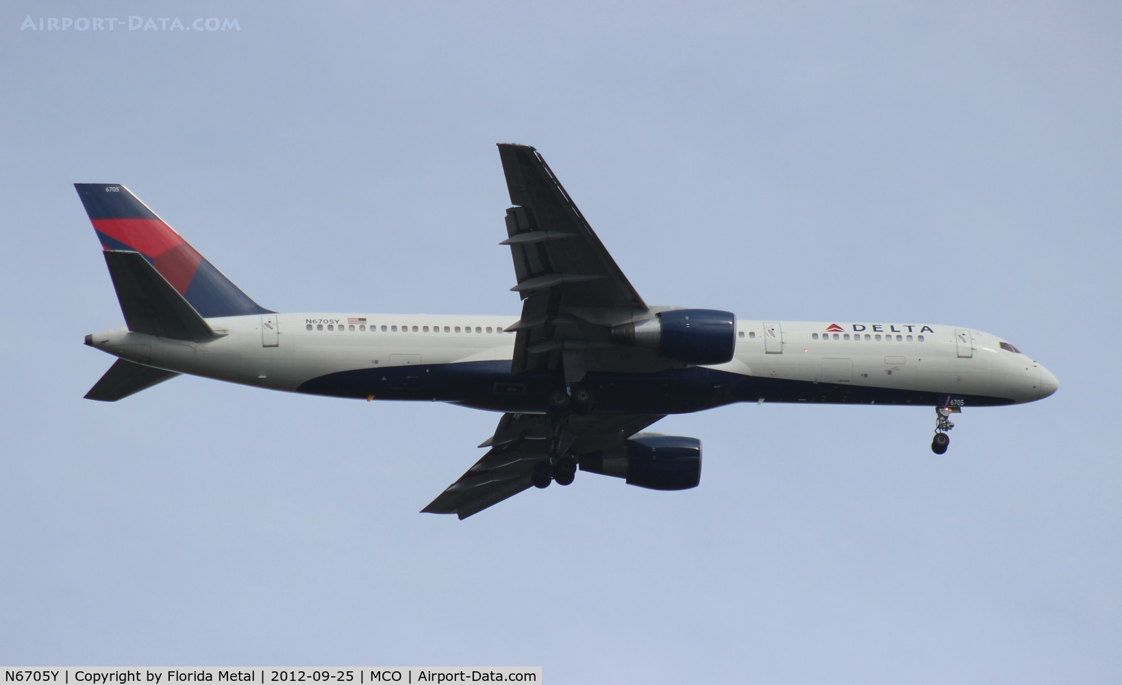 N6705Y, 2000 Boeing 757-232 C/N 30397, Delta 757-200