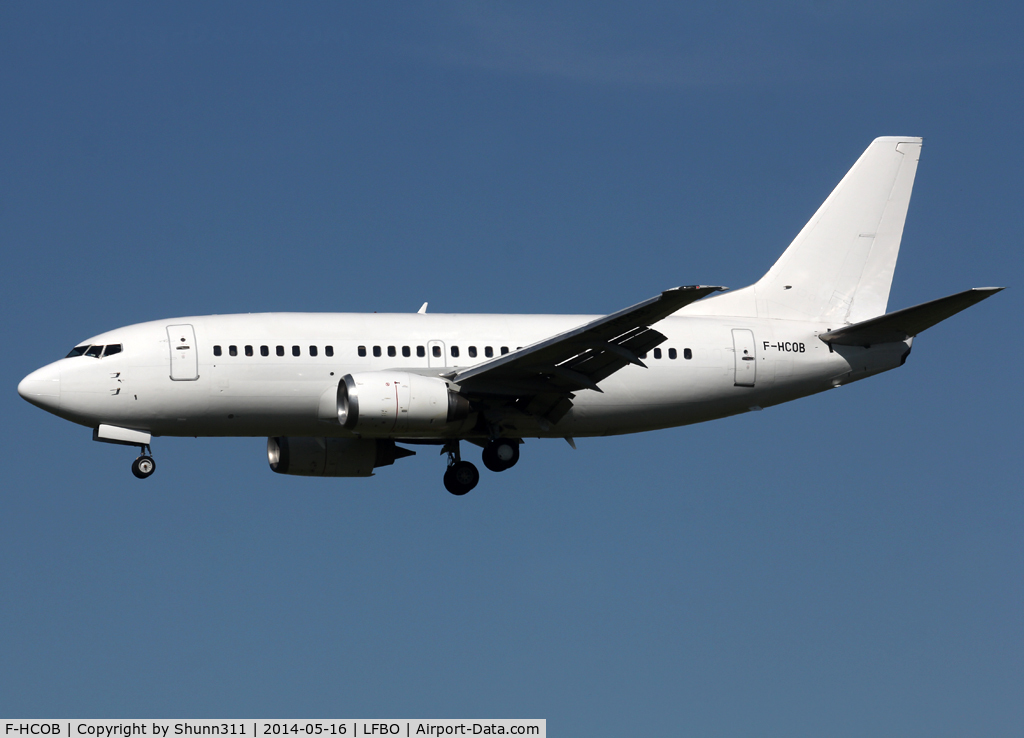 F-HCOB, 1993 Boeing 737-59D C/N 26422, Landing rwy 32L in all white c/s without titles